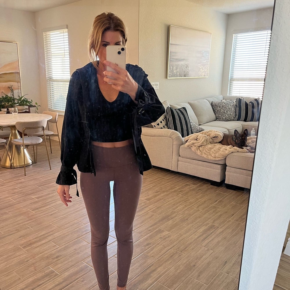 Alo Yoga windbreaker